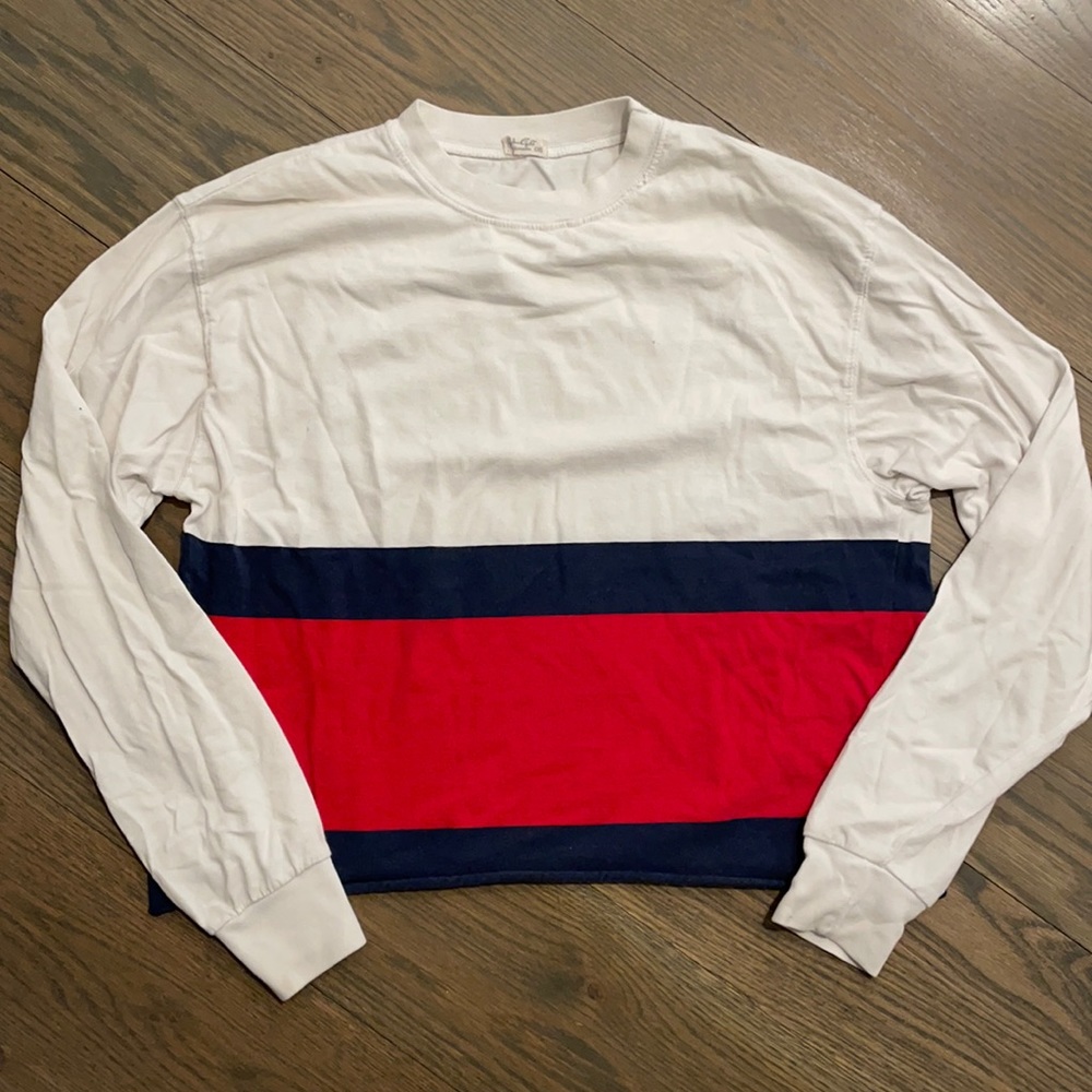 Brandy Melville long sleeve slightly cropped shirt - Picture 1 of 1